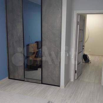 Сдается 1-комнатная квартира, 58 м²
