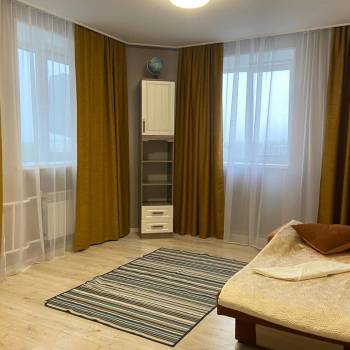 Продается 3-х комнатная квартира, 102 м²