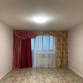 Продается 3-х комнатная квартира, 102 м²