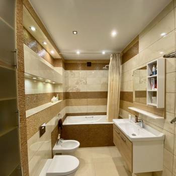 Сдается Многокомнатная квартира, 95 м²