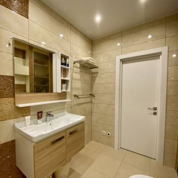 Сдается Многокомнатная квартира, 95 м²