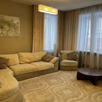 Сдается Многокомнатная квартира, 100 м²
