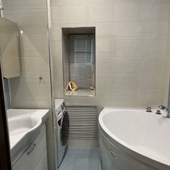 Сдается Многокомнатная квартира, 100 м²