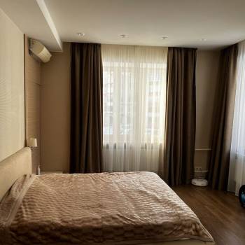Сдается Многокомнатная квартира, 100 м²