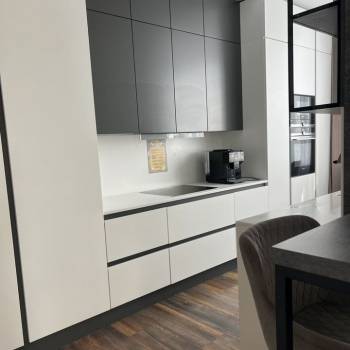 Продается Многокомнатная квартира, 120 м²