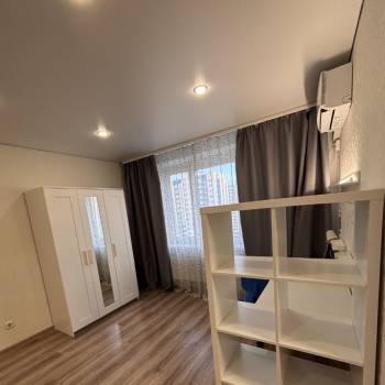 Продается 1-комнатная квартира, 41 м²