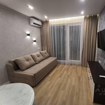 Сдается 1-комнатная квартира, 37 м²