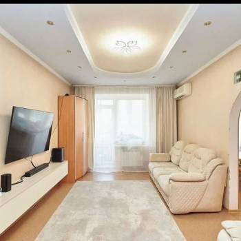 Продается Многокомнатная квартира, 136,6 м²