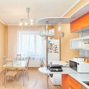 Продается Многокомнатная квартира, 136,6 м²