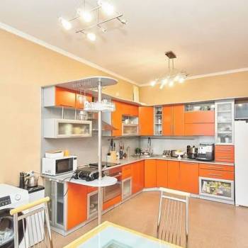 Продается Многокомнатная квартира, 136,6 м²