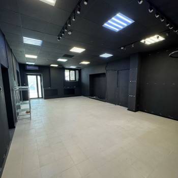 Сдается Нежилое помещение, 83 м²