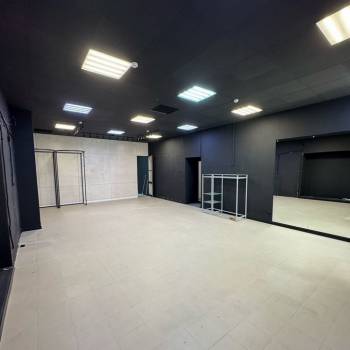 Сдается Нежилое помещение, 83 м²