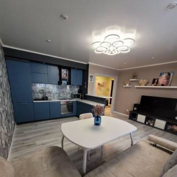 Продается 2-х комнатная квартира, 74 м²