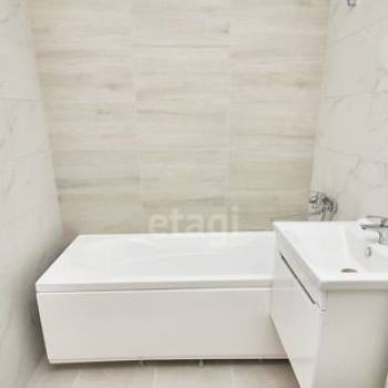 Сдается Многокомнатная квартира, 64 м²