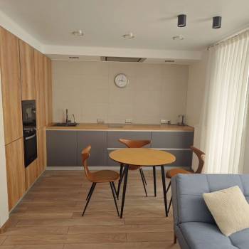 Продается 2-х комнатная квартира, 55 м²