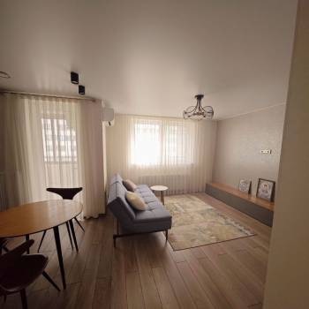 Продается 2-х комнатная квартира, 55 м²