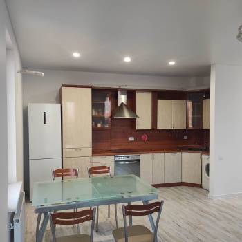 Сдается 2-х комнатная квартира, 64 м²