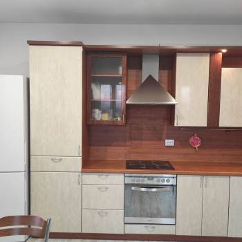 Сдается 2-х комнатная квартира, 64 м²