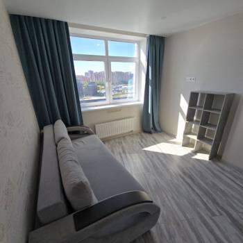 Сдается 1-комнатная квартира, 47 м²