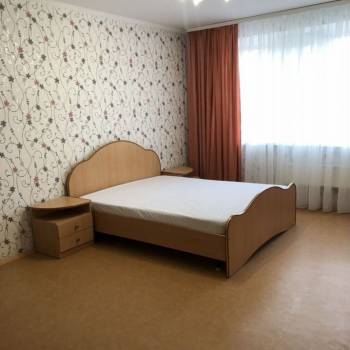 Сдается 2-х комнатная квартира, 75 м²