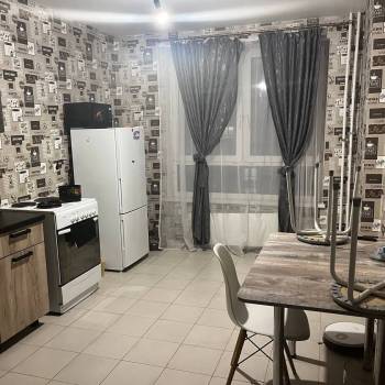 Сдается 1-комнатная квартира, 40 м²