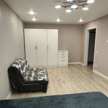 Сдается 1-комнатная квартира, 41 м²