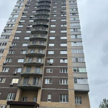 Сдается 1-комнатная квартира, 40 м²
