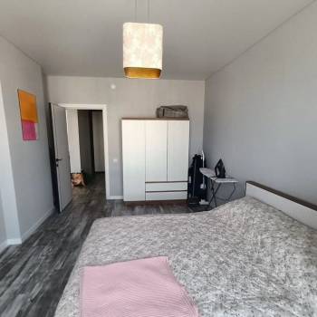 Сдается 1-комнатная квартира, 51,7 м²