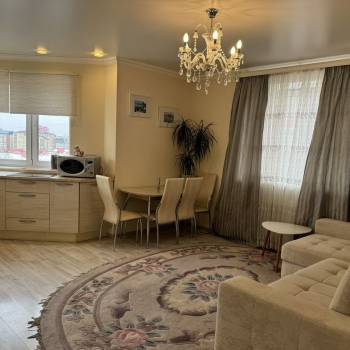 Сдается 1-комнатная квартира, 50 м²