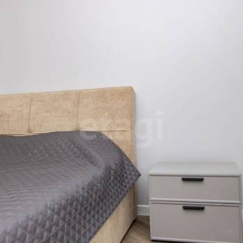 Сдается 2-х комнатная квартира, 83 м²
