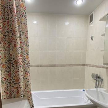 Сдается 2-х комнатная квартира, 55 м²