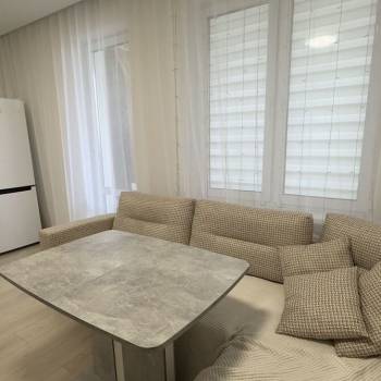 Сдается 2-х комнатная квартира, 60 м²