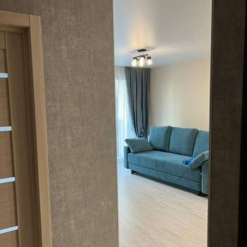 Сдается 1-комнатная квартира, 38 м²