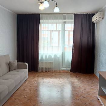 Сдается 1-комнатная квартира, 45 м²
