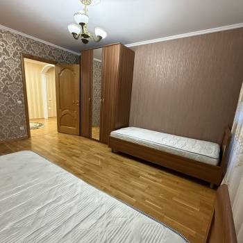 Сдается Многокомнатная квартира, 94 м²