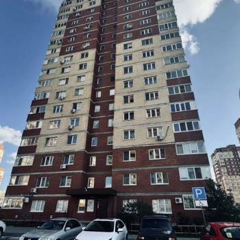 Продается 1-комнатная квартира, 42,1 м²