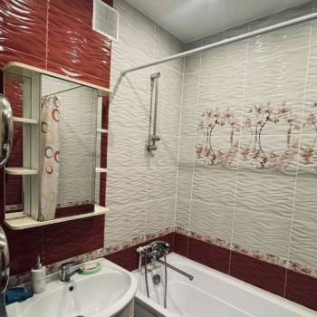 Продается 1-комнатная квартира, 42,1 м²