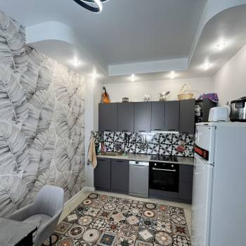 Продается 1-комнатная квартира, 47,6 м²