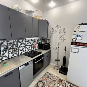 Продается 1-комнатная квартира, 47,6 м²