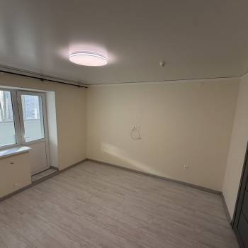 Продается 1-комнатная квартира, 49,1 м²