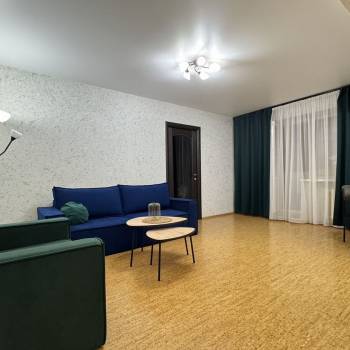 Продается 2-х комнатная квартира, 42 м²