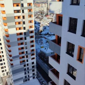 Продается 1-комнатная квартира, 40,7 м²