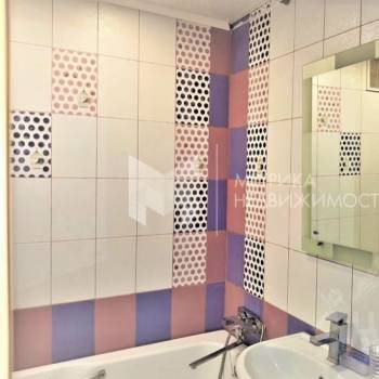 Сдается 1-комнатная квартира, 41 м²