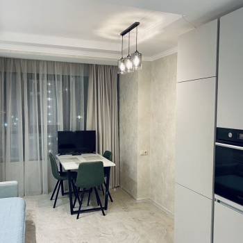 Сдается 1-комнатная квартира, 49 м²