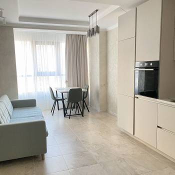 Сдается 1-комнатная квартира, 49 м²