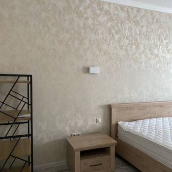 Сдается 1-комнатная квартира, 49 м²