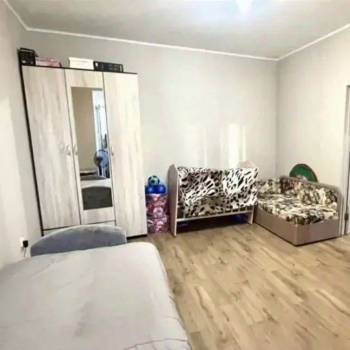 Продается 1-комнатная квартира, 41 м²