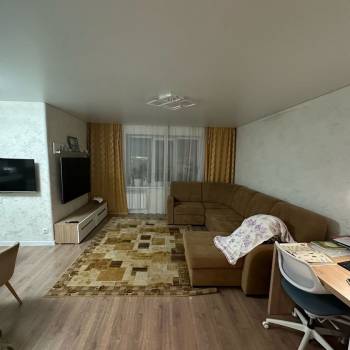 Продается 3-х комнатная квартира, 93,7 м²