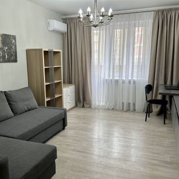 Сдается 1-комнатная квартира, 40 м²