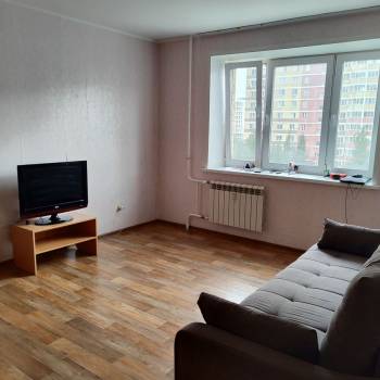 Сдается 1-комнатная квартира, 42 м²